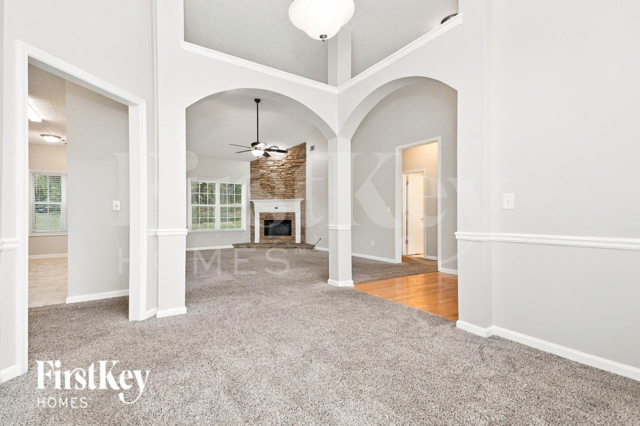 200 Hickory Rd - Photo 6 of 19