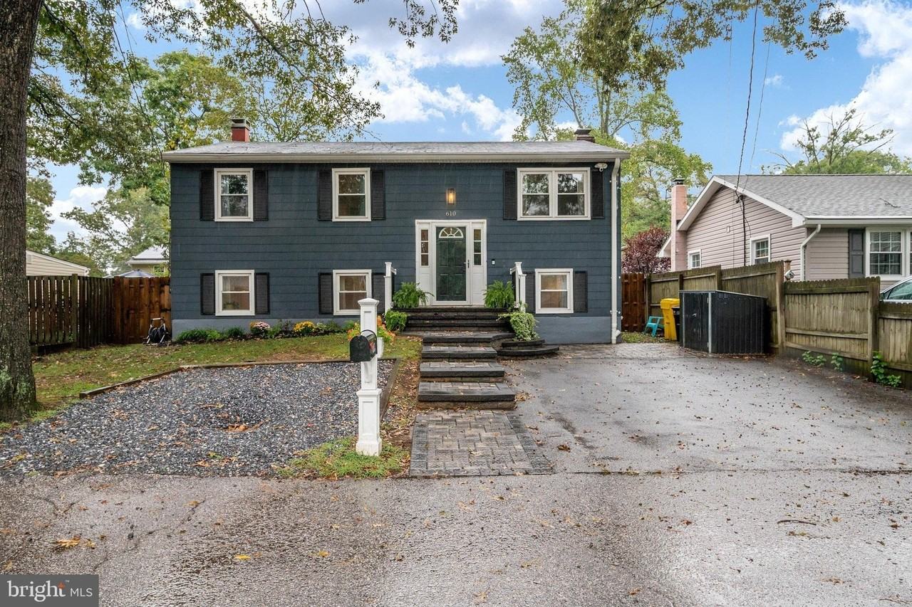 610 Park Rd - Photo 2 of 50