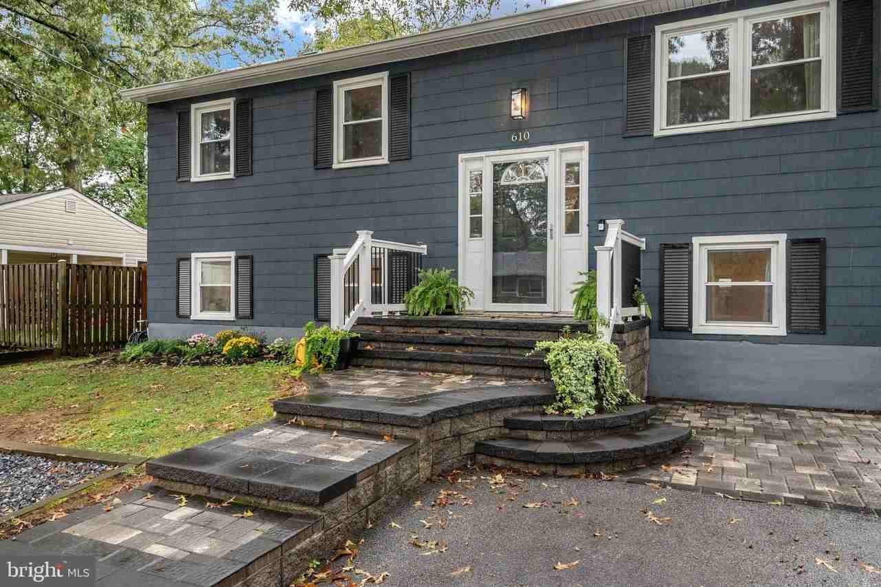 610 Park Rd - Photo 3 of 50