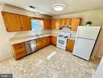 405 Carroll St - Photo 1 of 1