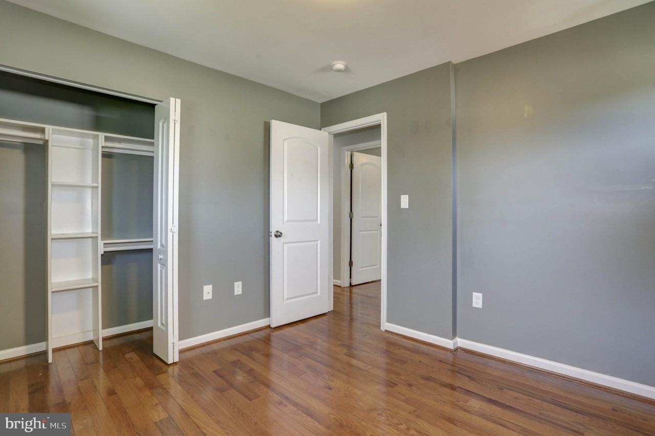 1007 Venice Dr - Photo 6 of 20