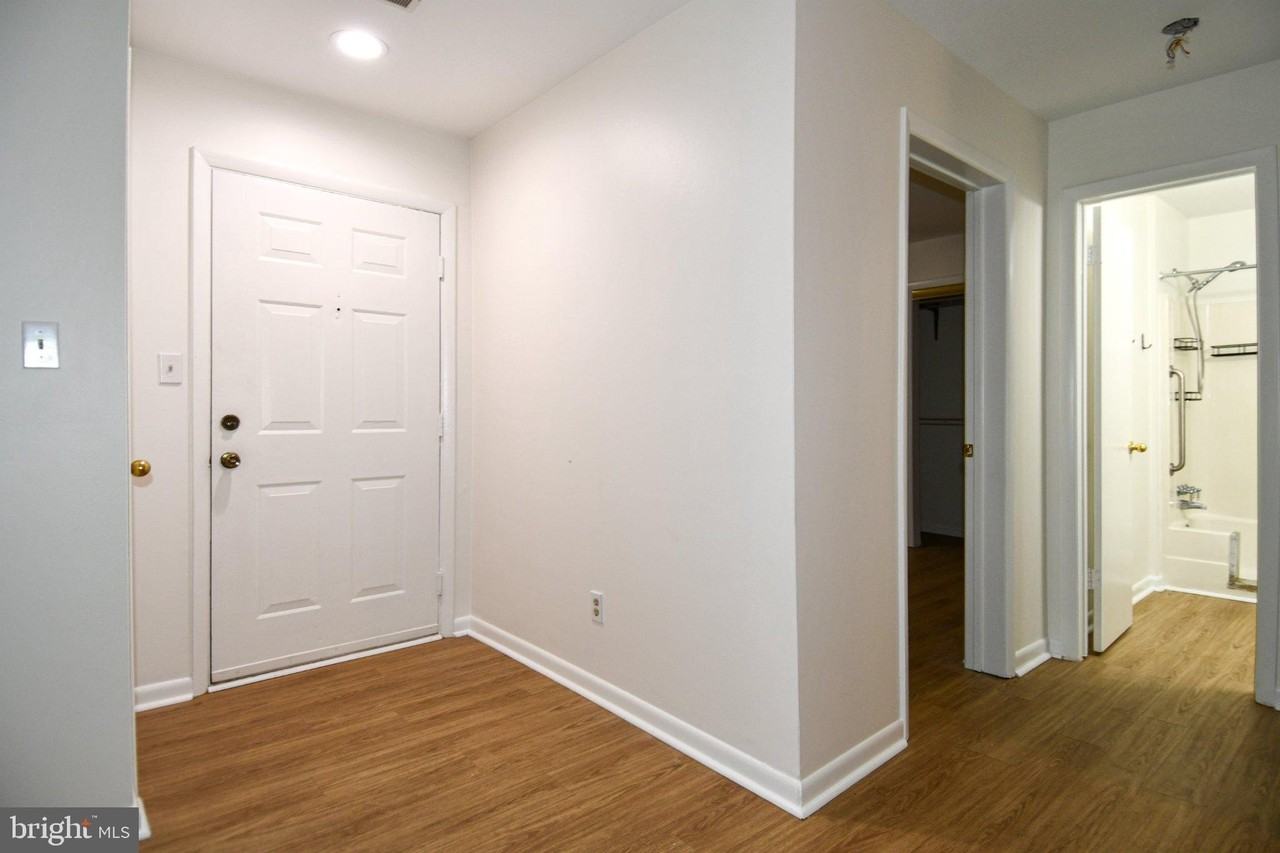 13407 Shady Knoll Dr #112G - Photo 4 of 29