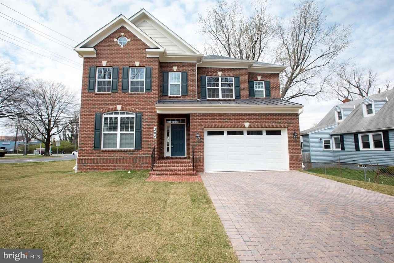 304 S Stonestreet Ave - Photo 2 of 44