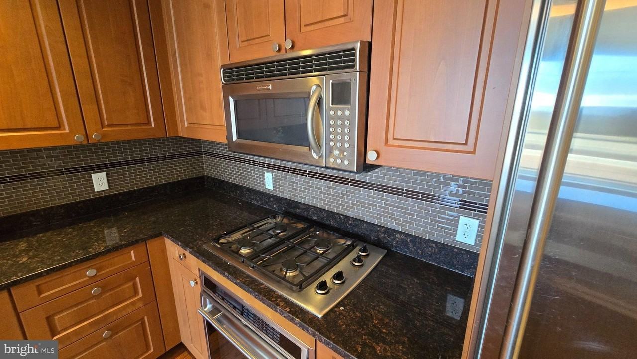 6820 Wisconsin Ave #7007 - Photo 5 of 22