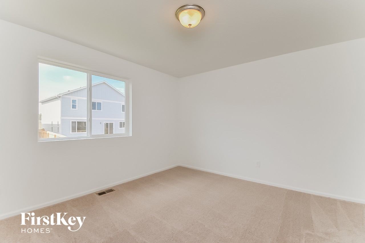 10369 Luneth Dr - Photo 7 of 15