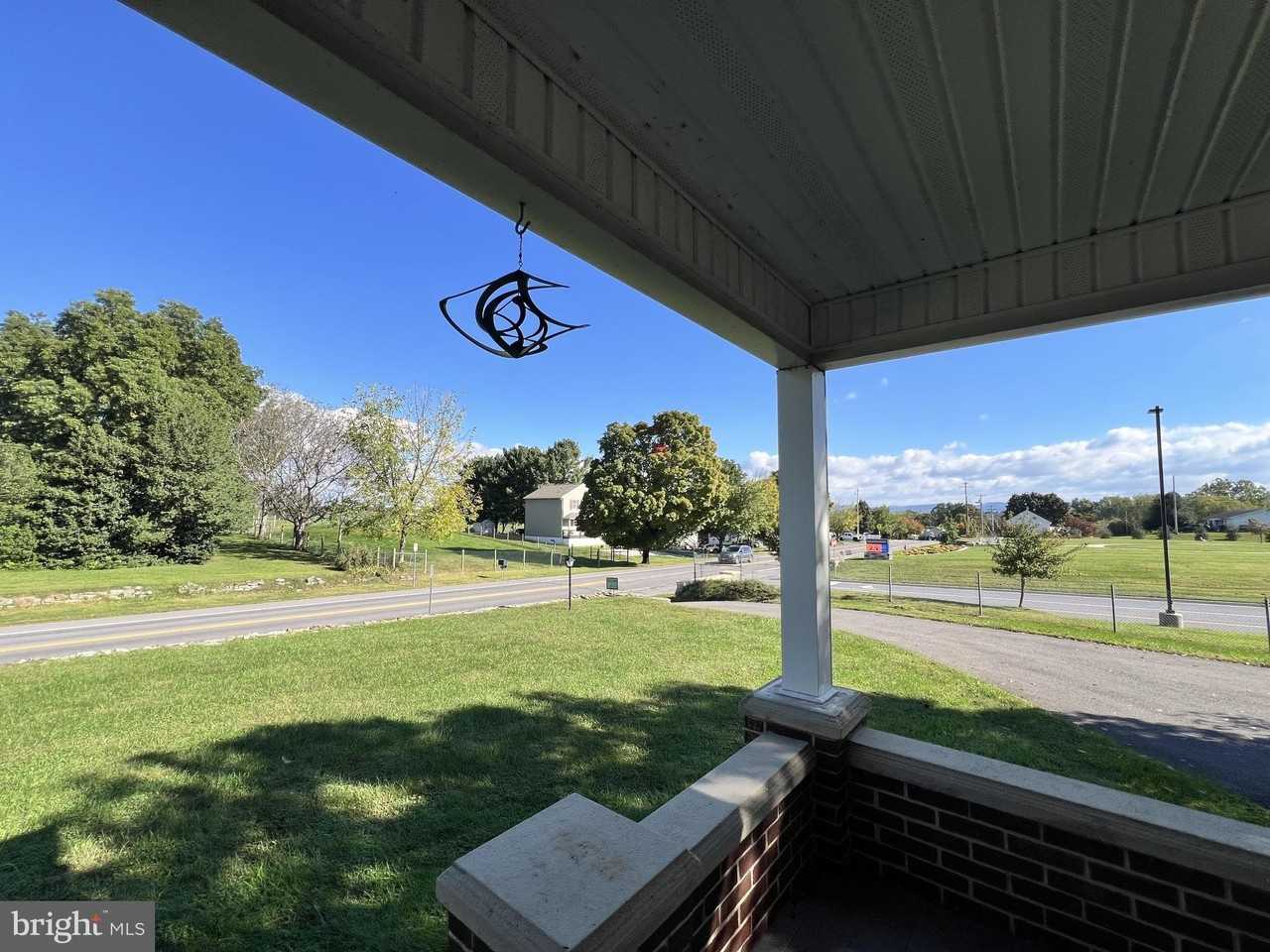17515 Shepherdstown Pike - Photo 2 of 26