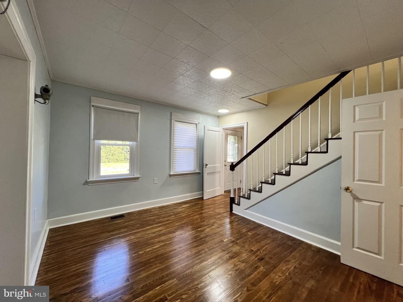 17515 Shepherdstown Pike - Photo 6 of 26