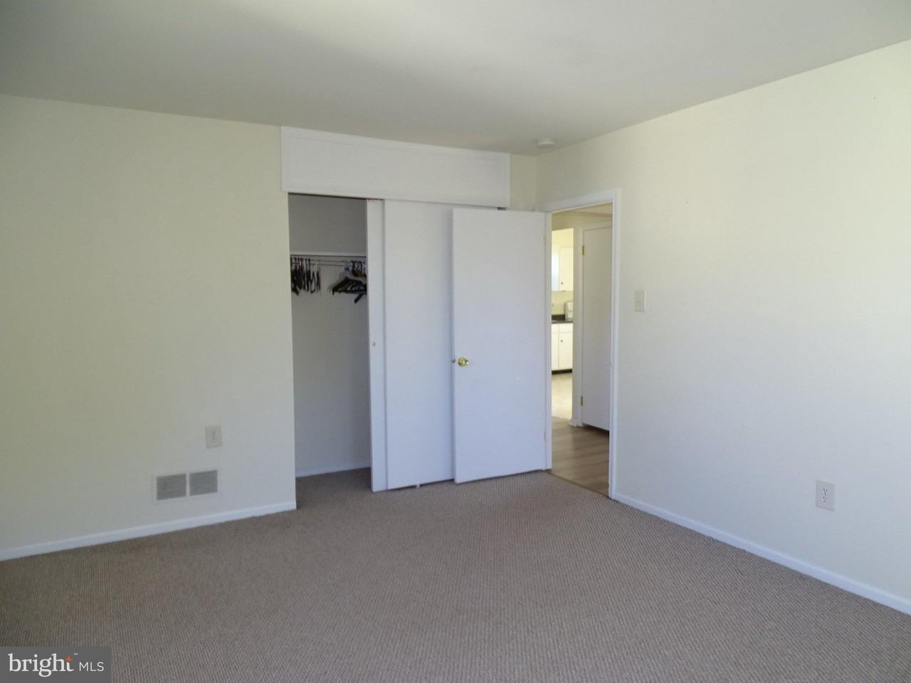 111 Hunter Way #211 - Photo 6 of 14