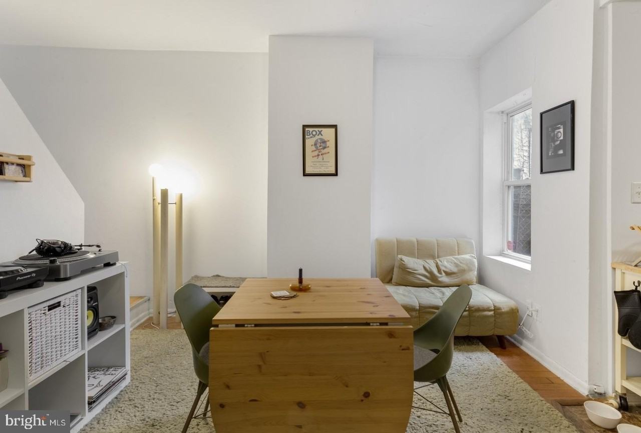 2606 Collins St - Photo 7 of 23