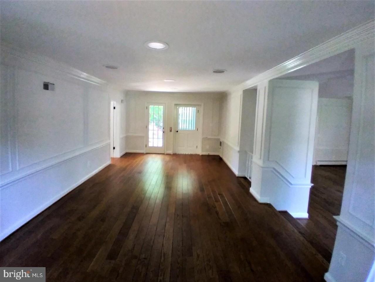 3131 N Abingdon St - Photo 4 of 33