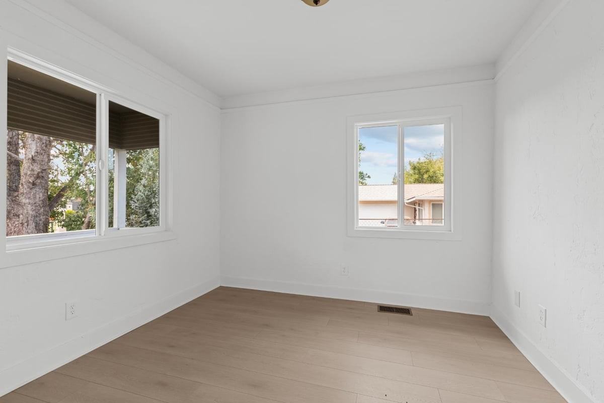 2761 32nd Ave - Photo 7 of 13