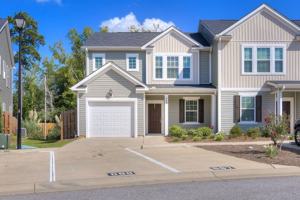 featured image of 689 Aberdeen Cir
