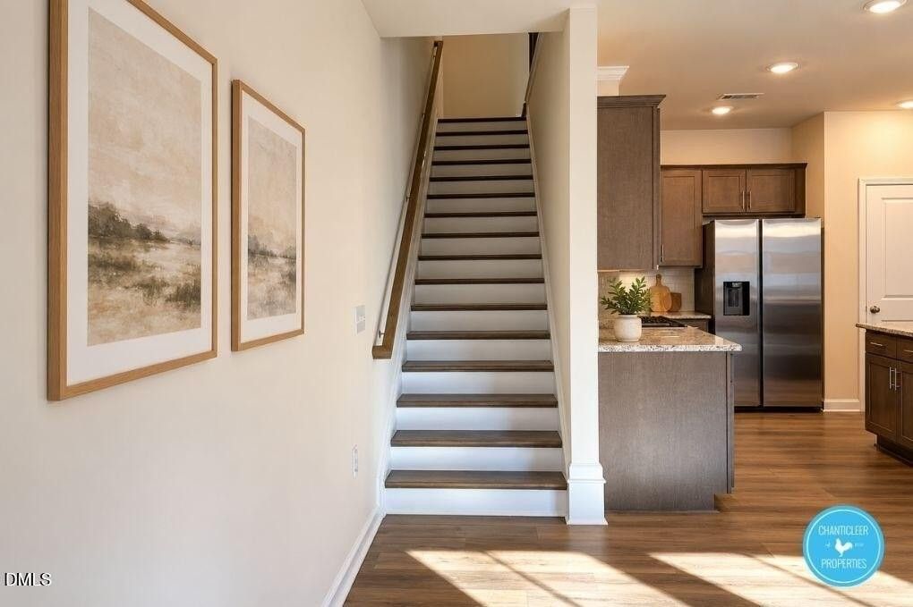 873 Falls Grove Trl - Photo 4 of 10