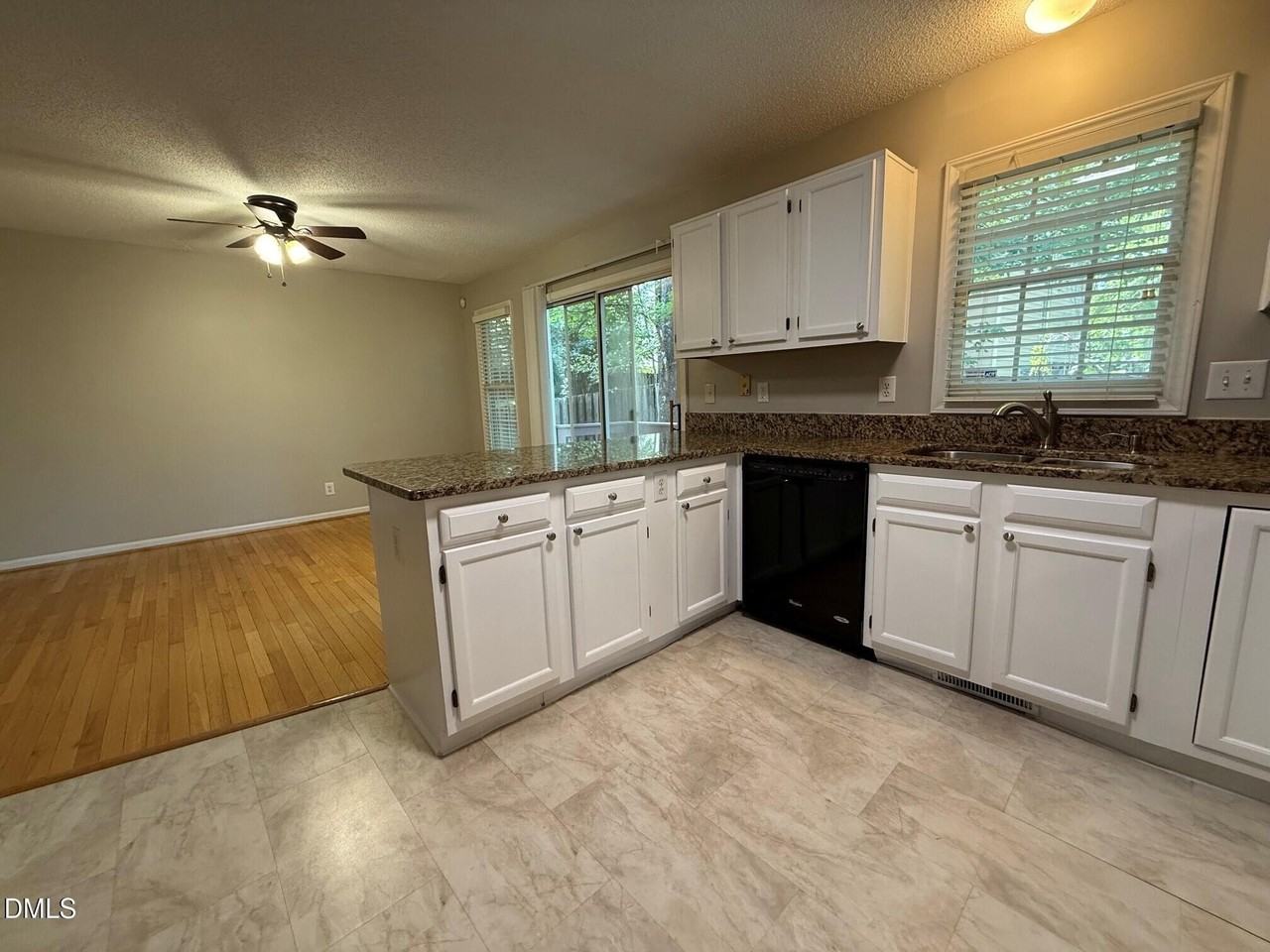 223 Mint Hill Dr - Photo 7 of 27