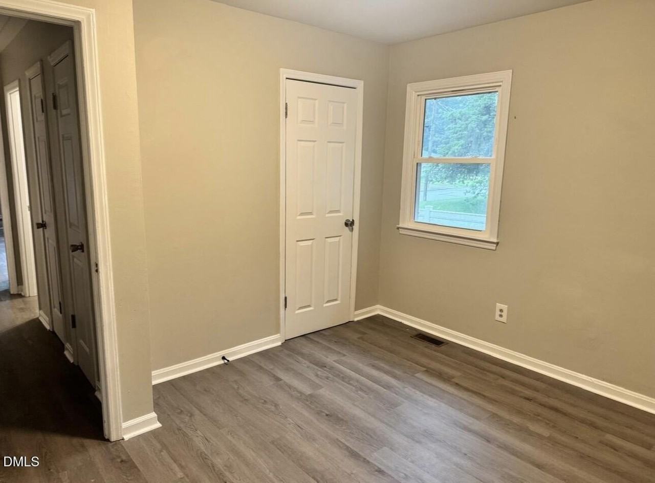 916 Long Ave - Photo 5 of 8