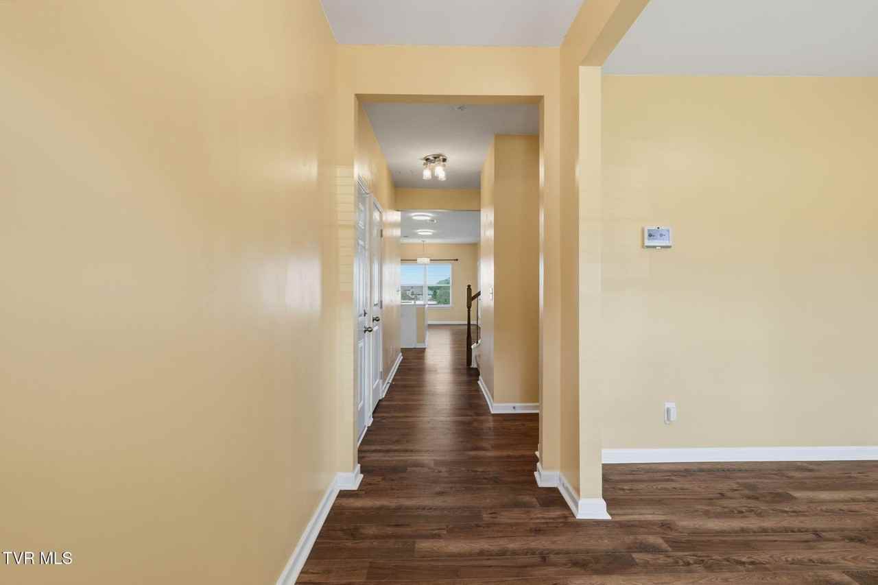 2327 Evarts Hill Dr - Photo 6 of 47