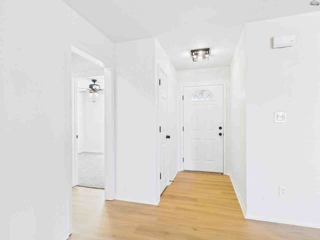 2127 Richmond Dr - Photo 6 of 40
