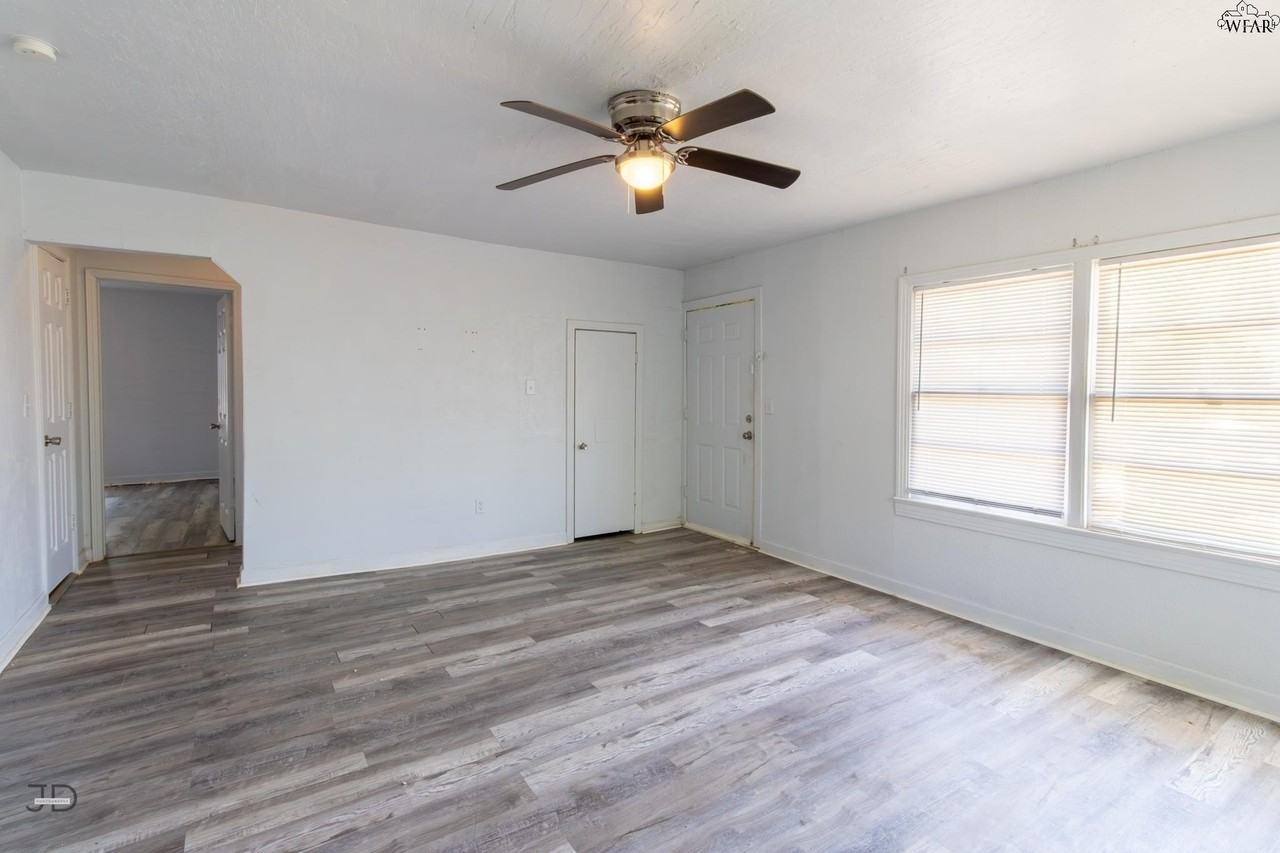 2911 Armory Rd - Photo 4 of 15
