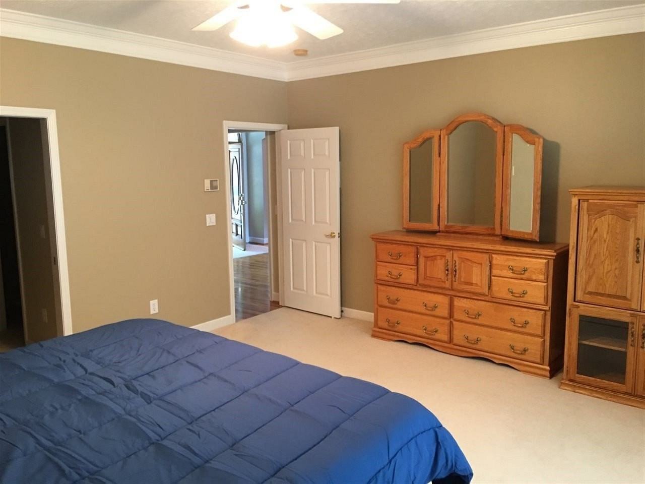 214 Berwick Ct - Photo 7 of 33