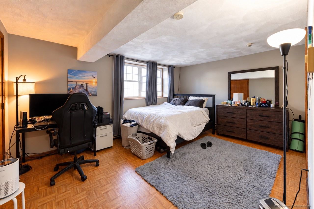48 Villa Ave - Photo 6 of 22
