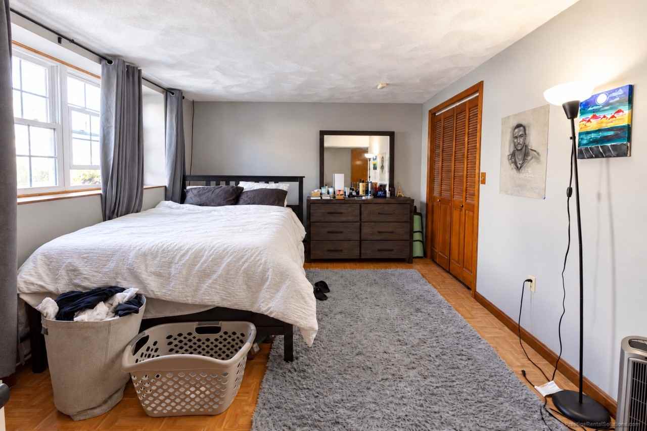48 Villa Ave - Photo 7 of 22