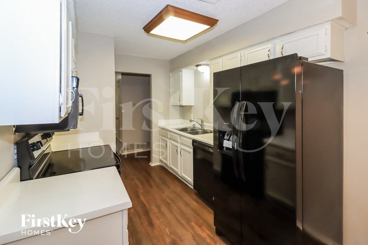 4112 Cypress Springs Dr - Photo 6 of 15