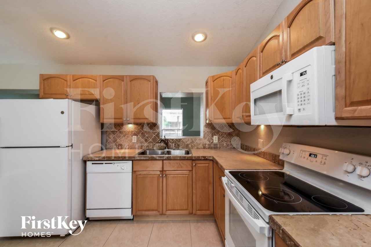 2485 Affinity Ln - Photo 6 of 16