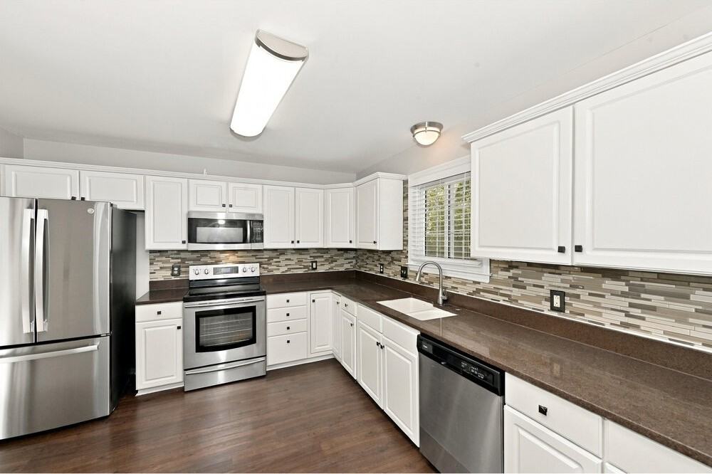 6537 Arvington Way - Photo 7 of 17
