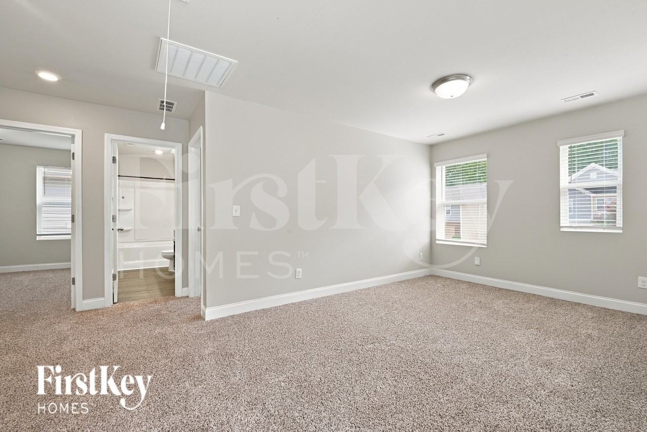 9517 Blue Knoll Ct - Photo 7 of 19