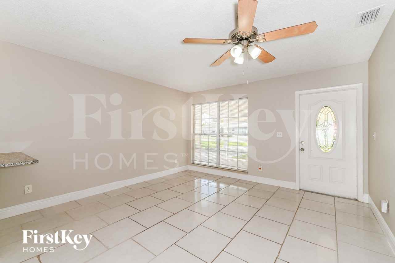 990 Jolly Rd - Photo 2 of 16