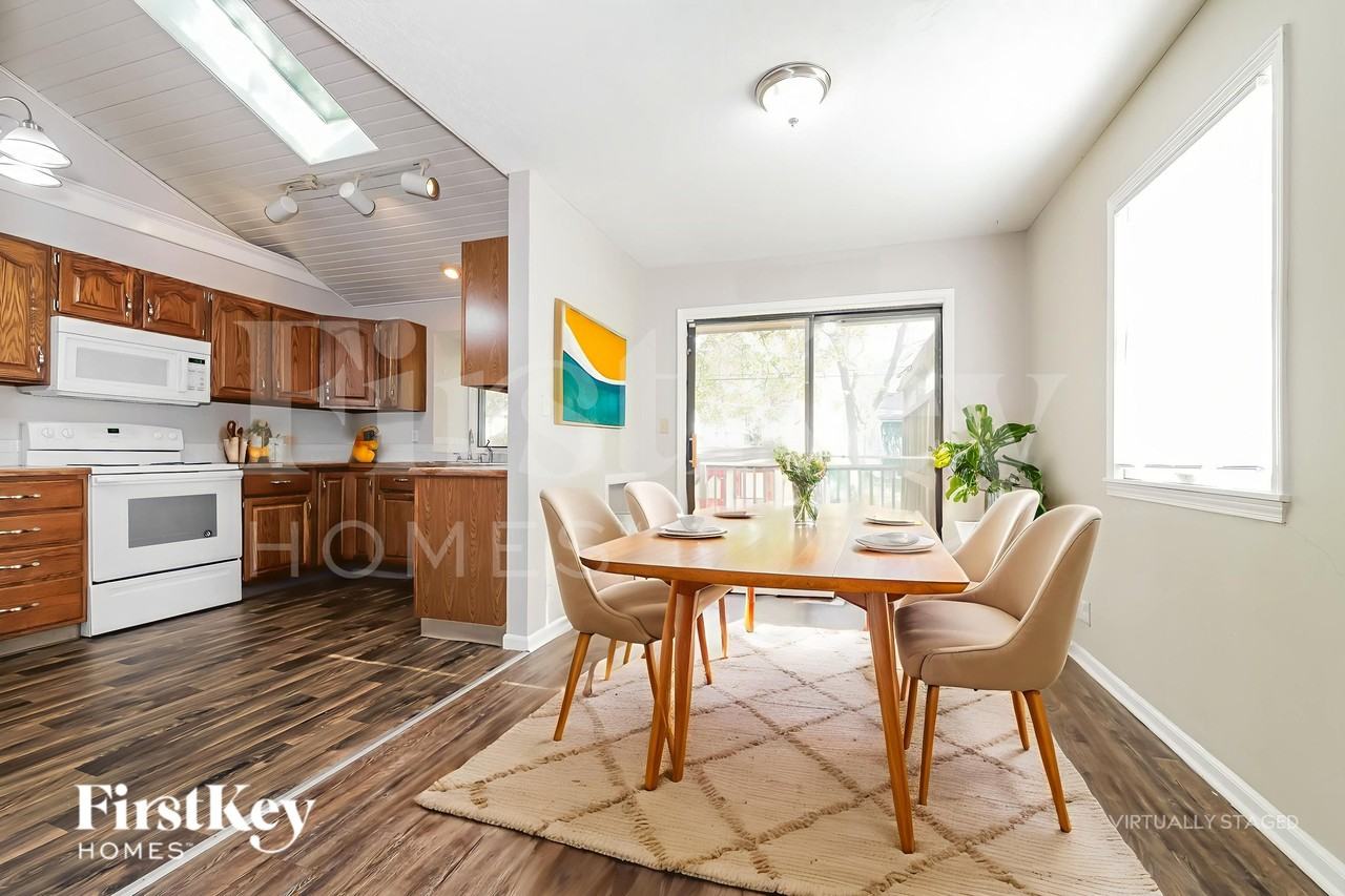 8101 Willow Way - Photo 7 of 19