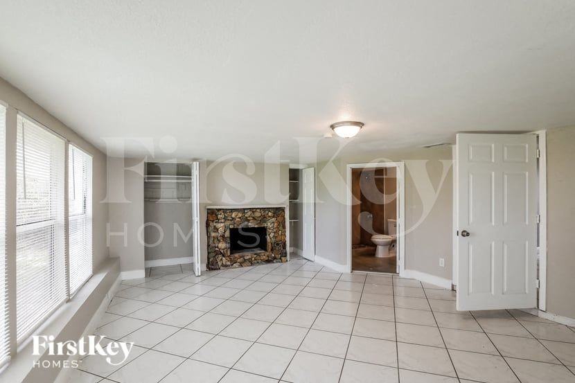 805 Swterrace - Photo 2 of 16