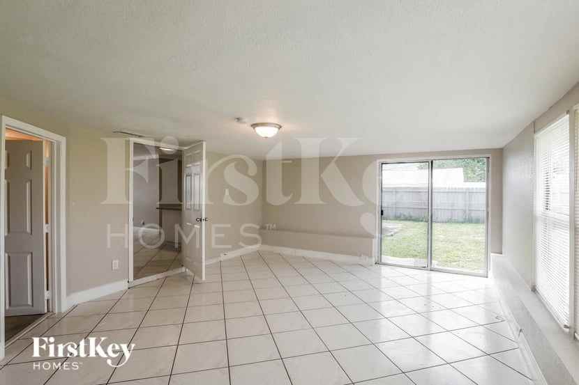 805 Swterrace - Photo 3 of 16