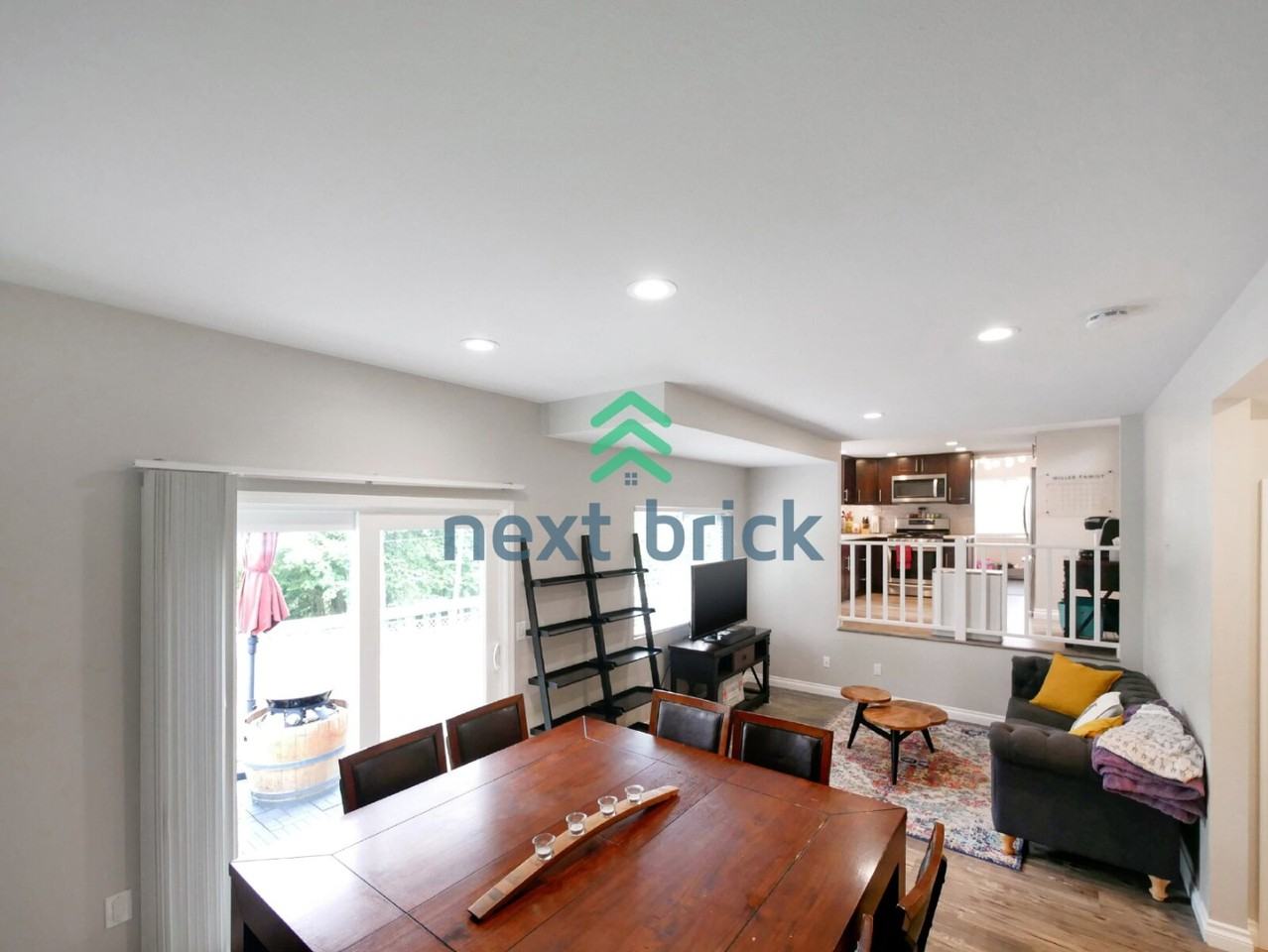 12416 Ne 169th St - Photo 3 of 20