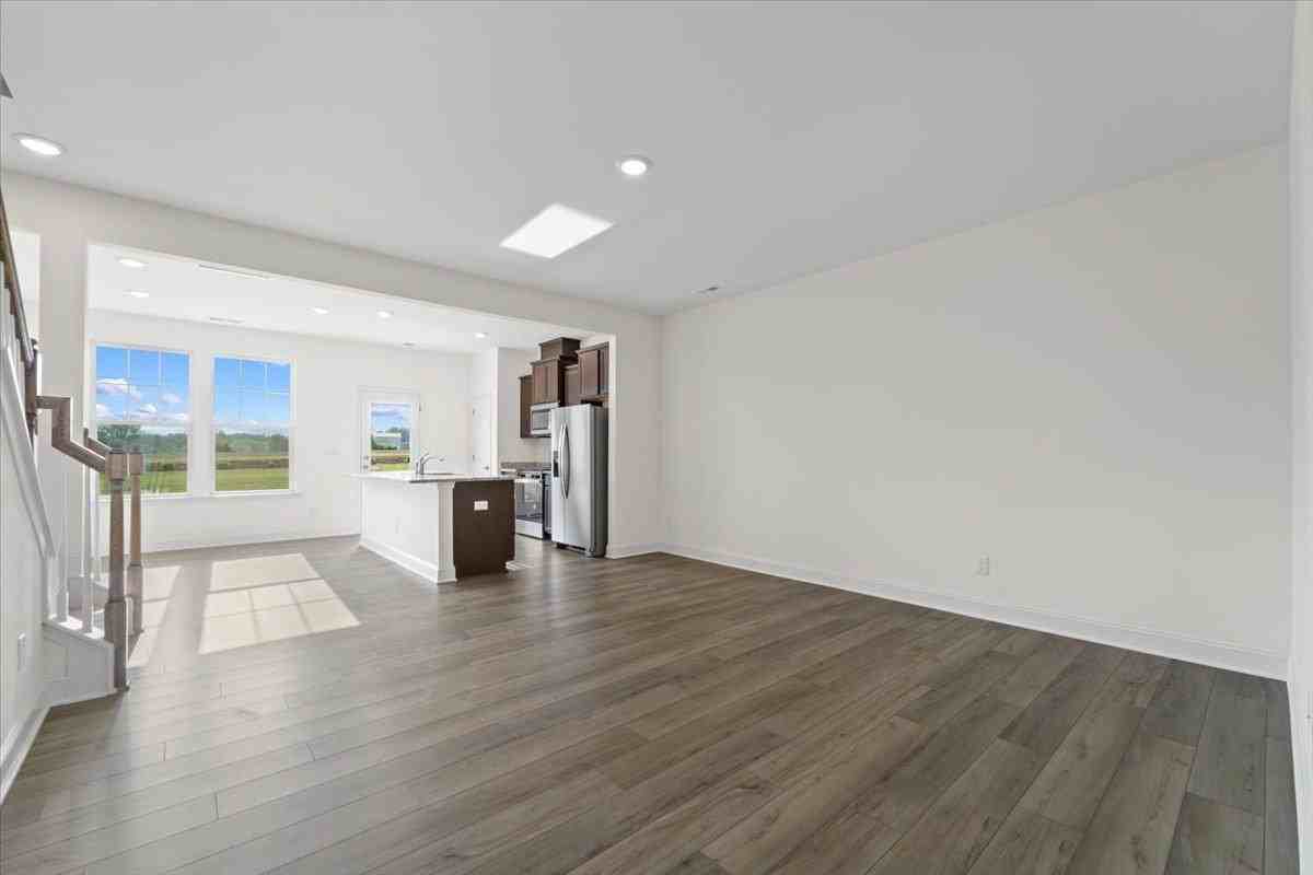 31 Kingham Ln - Photo 6 of 19