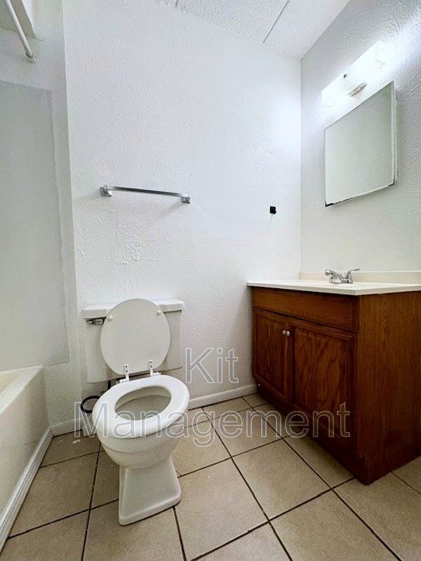 5722 Gay St - Photo 5 of 8