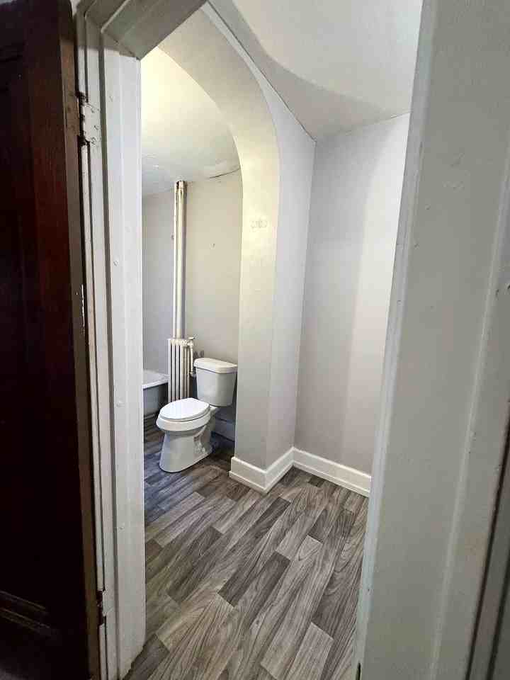 700 Spencer St - Photo 6 of 8