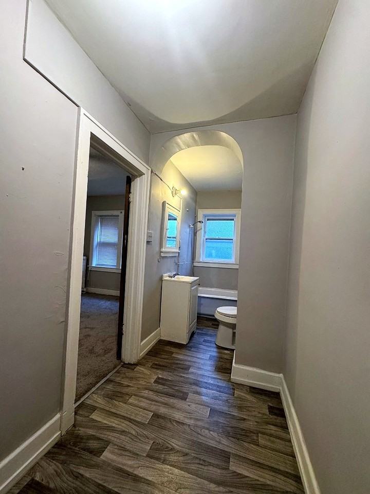 700 Spencer St - Photo 7 of 8