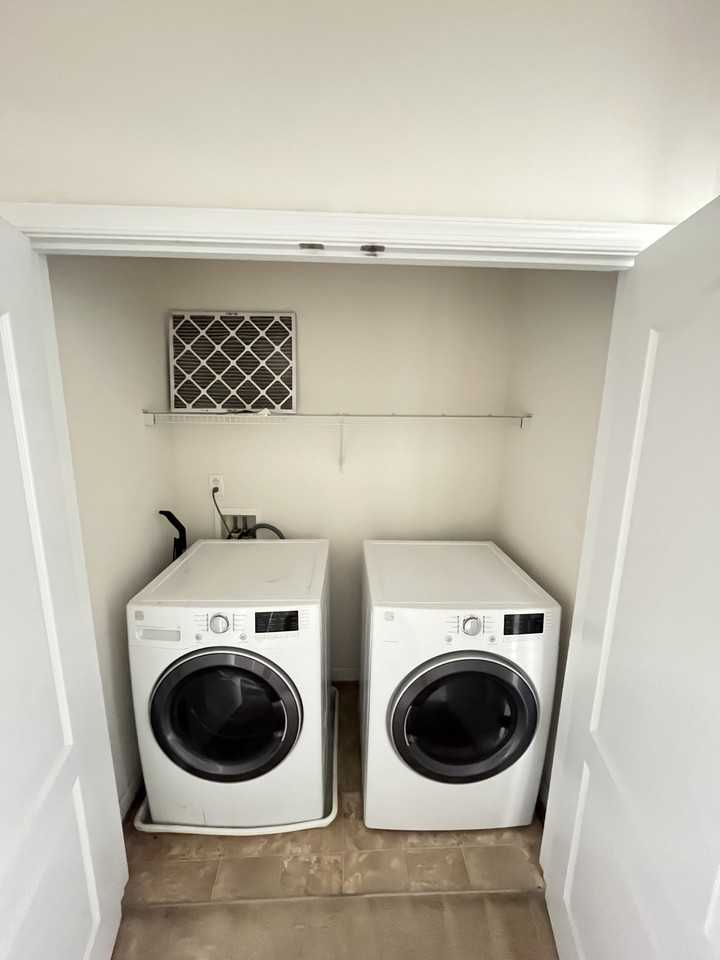 212 Aqua Ct - Photo 7 of 20
