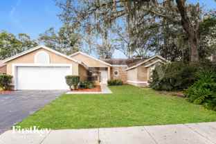 1247 Lacey Oak Dr - Photo 1 of 1