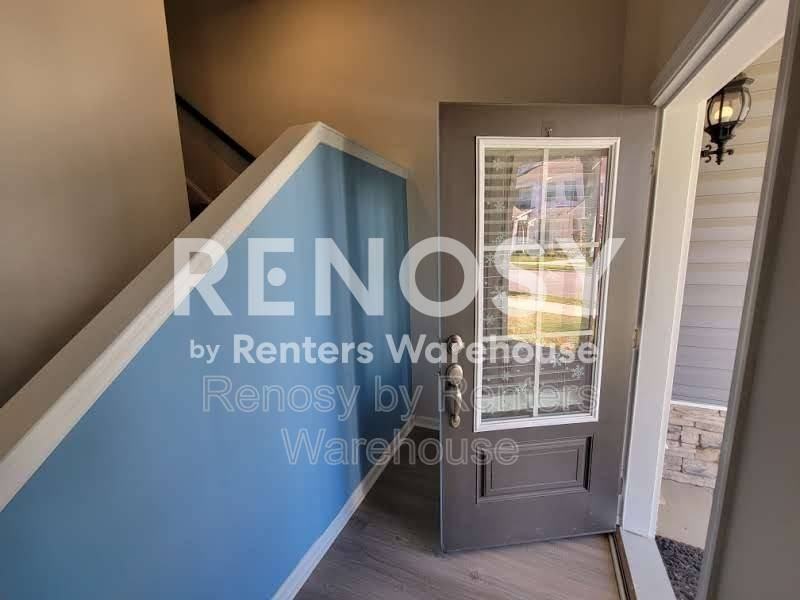 1502 Auckland Ct - Photo 2 of 36