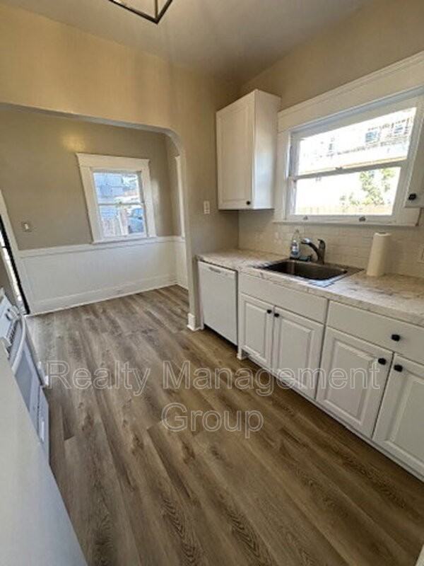 3672 Florida St - Photo 7 of 16