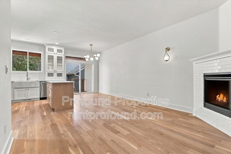 9542 Sw 153rd Ave - Photo 3 of 42