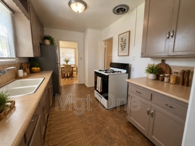 4406 Kansas Ave - Photo 3 of 21