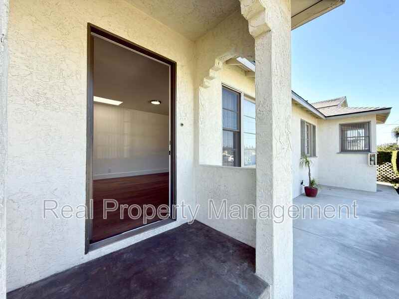 127 E Connecticut Ave #A - Photo 3 of 21