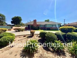 featured image of 2704 Park Ave