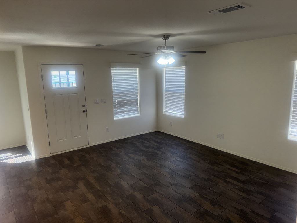 1111 N Lamb Blvd Spc 185 #185 - Photo 3 of 29
