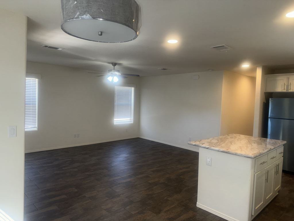 1111 N Lamb Blvd Spc 185 #185 - Photo 4 of 29