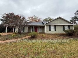 featured image of 6118 Abbey Dr