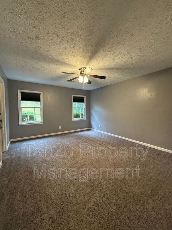 6118 Abbey Dr - Photo 6 of 19